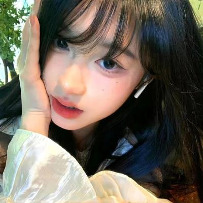 孔雀圣使请动心