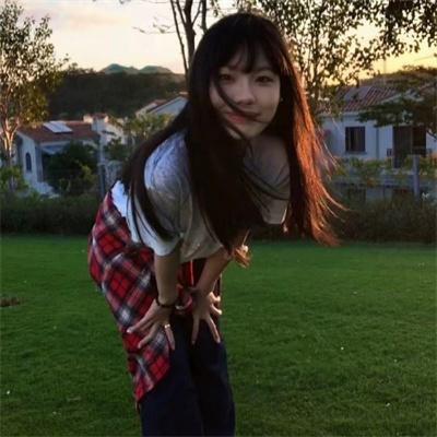 球场艳侣